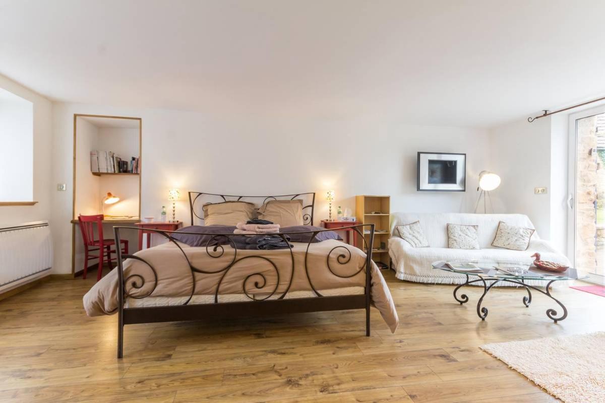 L'Escale Du Banquet Bed & Breakfast Mhere Ngoại thất bức ảnh